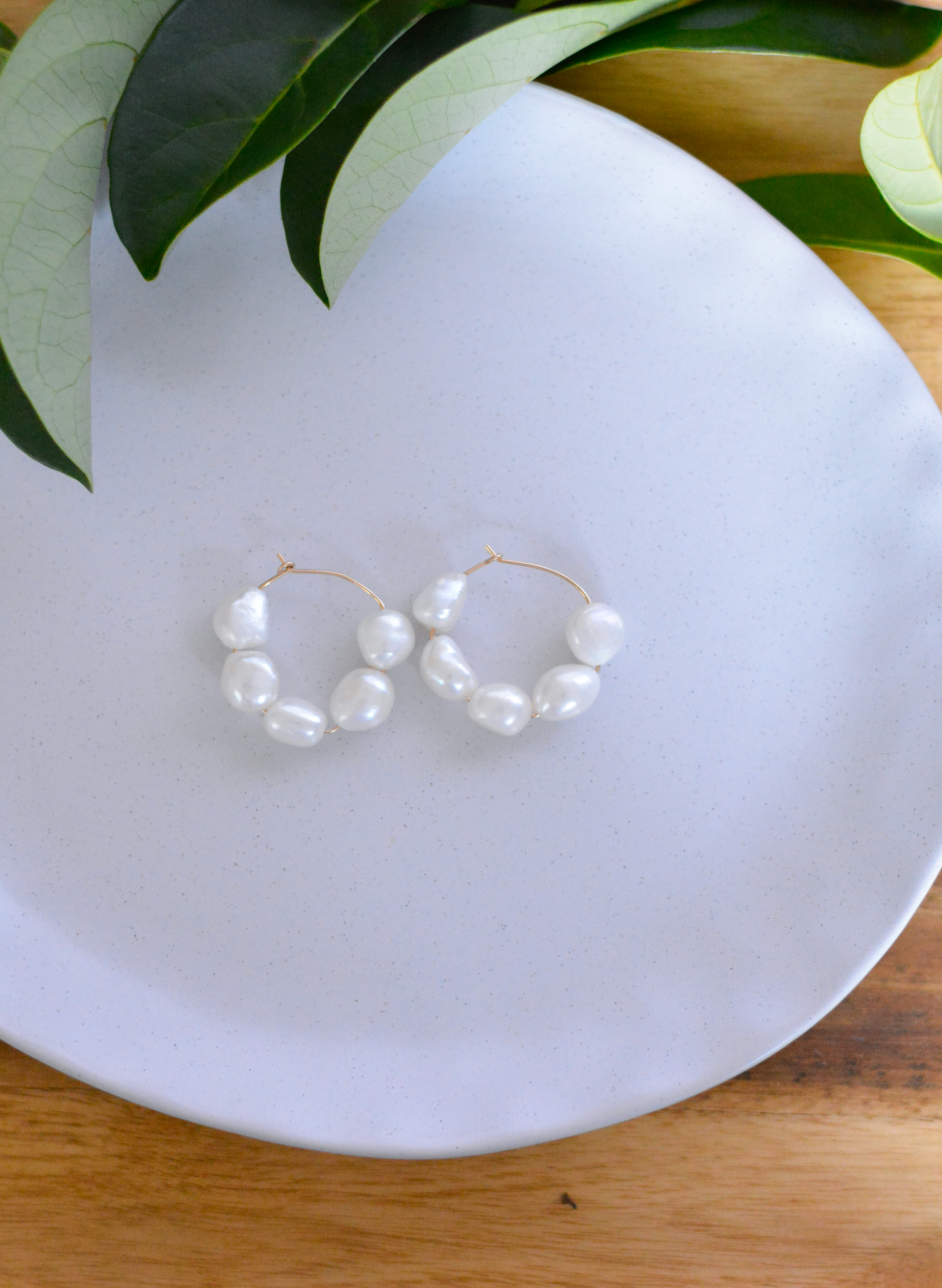 the LILLA earrings - small hoop